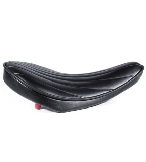 Single Seat Tuck &amp; Roll  Extra Flat for Harley Davidson Chopper Cruiser